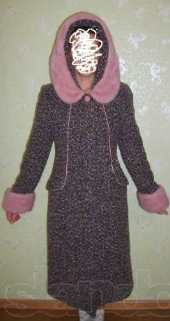 Продам шерстяное пальто Россия в Энгельсе.